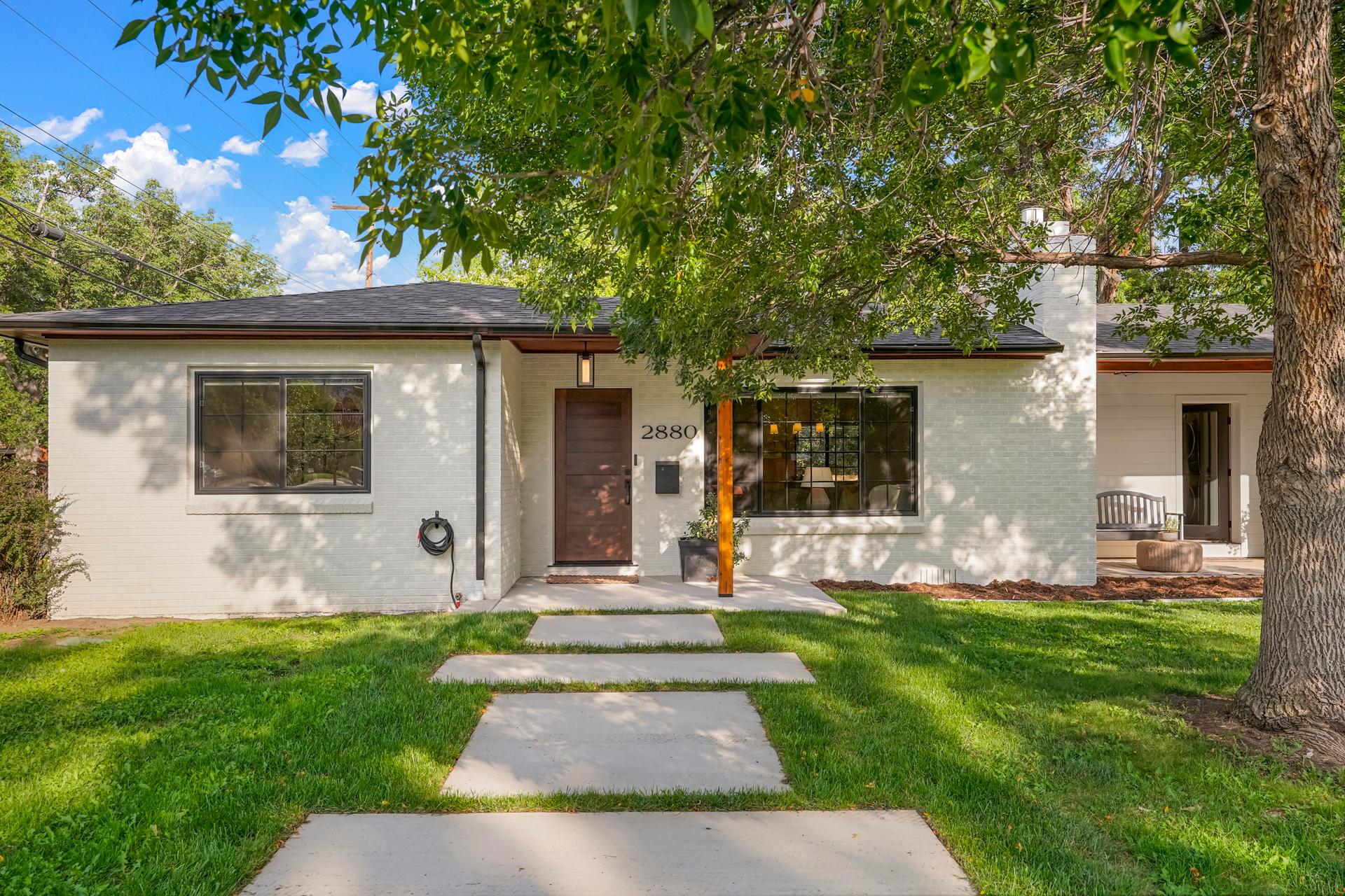 Charming Modern Cottage near Downtown & Sundance  — photo 2