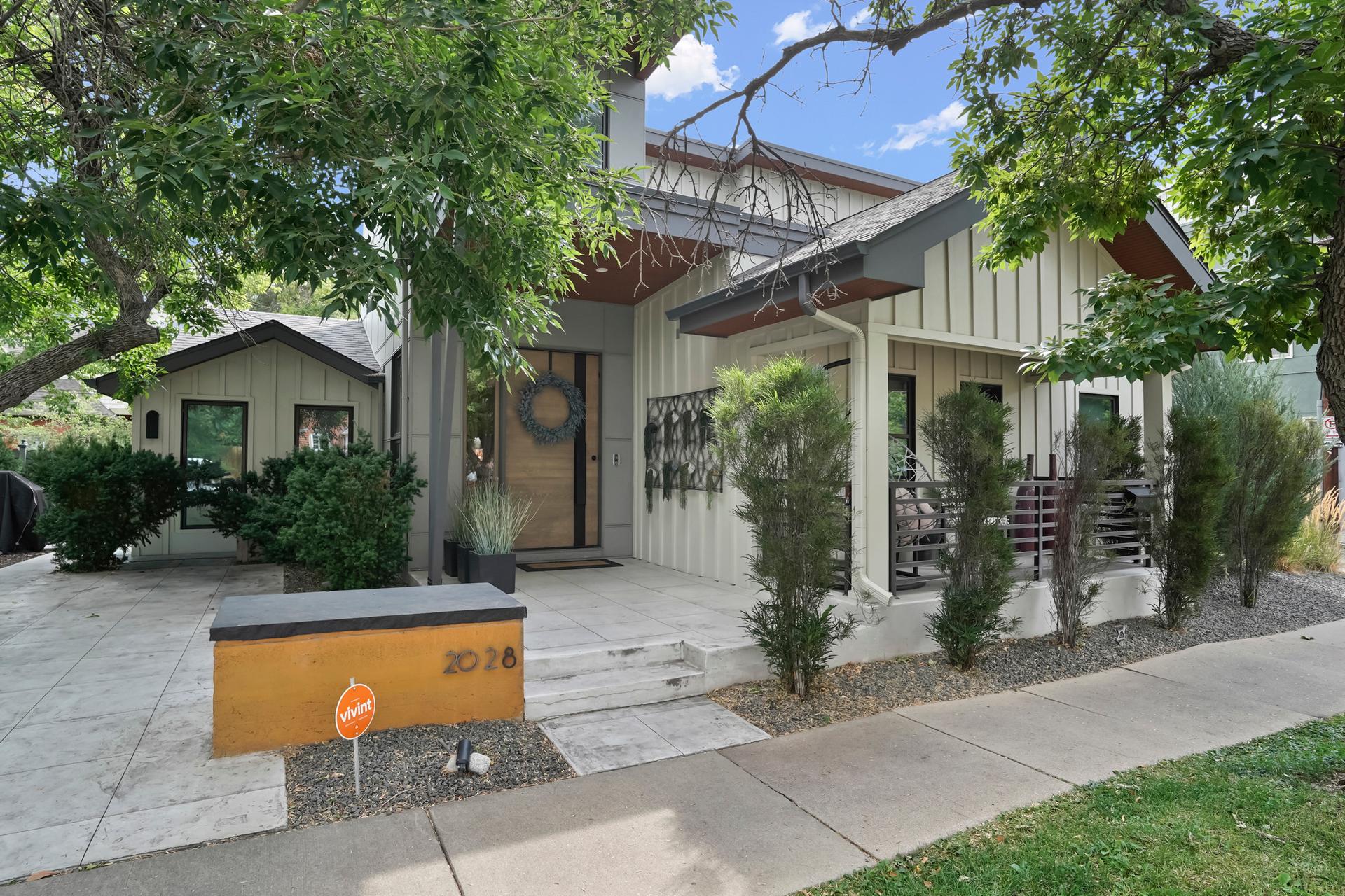 Luxury Downtown Home - Flatirons Views - Walk to Sundance Venues