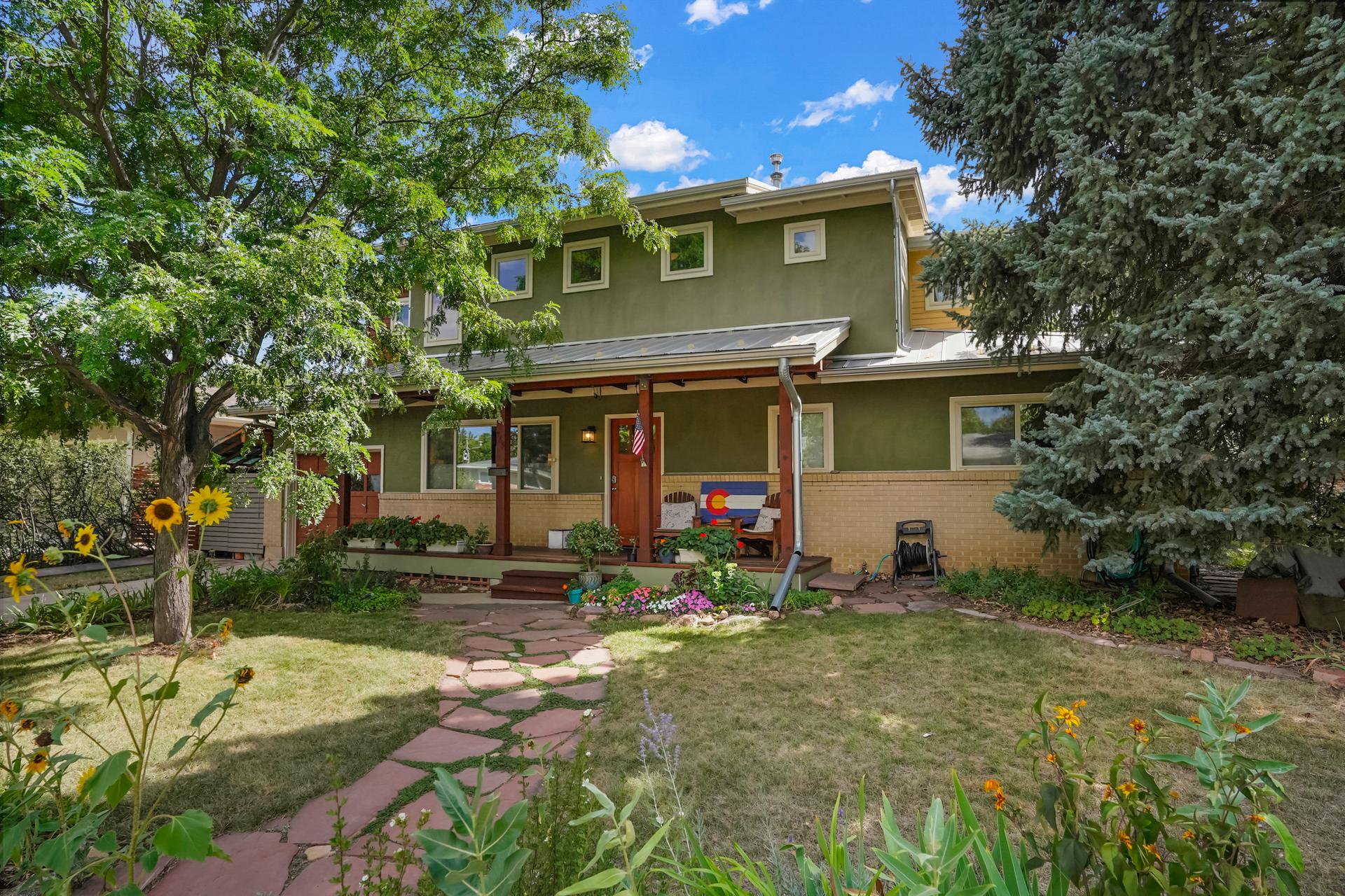 Renovated Upscale South Boulder Retreat