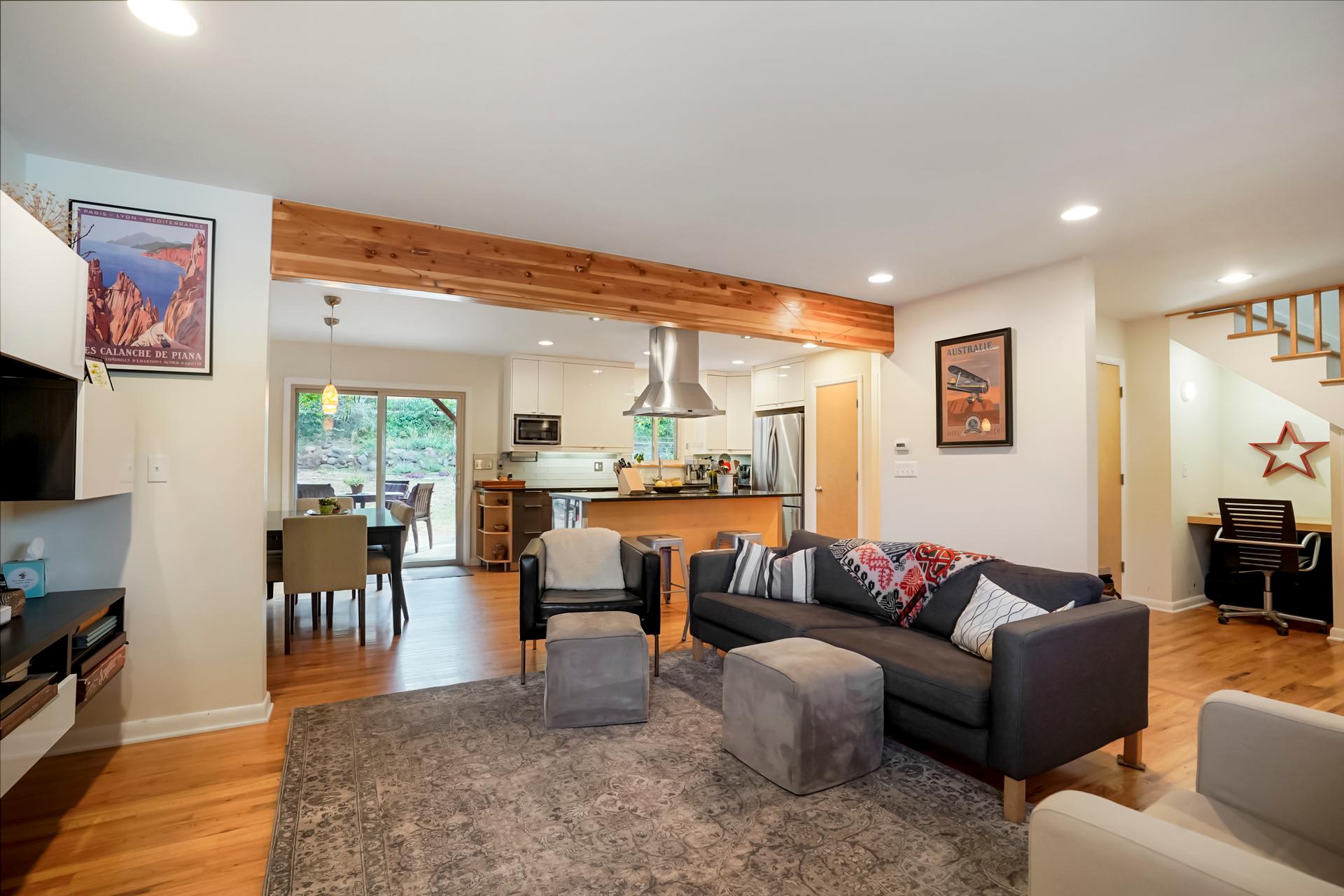 Renovated Upscale South Boulder Retreat — photo 4