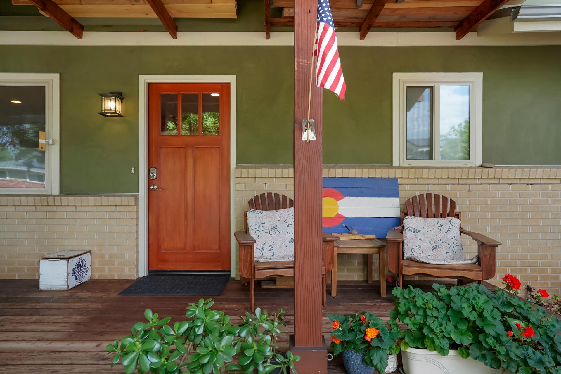 Renovated Upscale South Boulder Retreat — photo 2